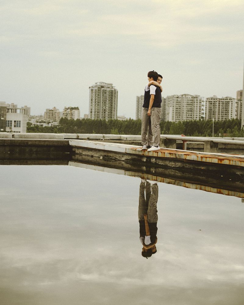 合约有毒漫画,第42章：牵手有毒1图