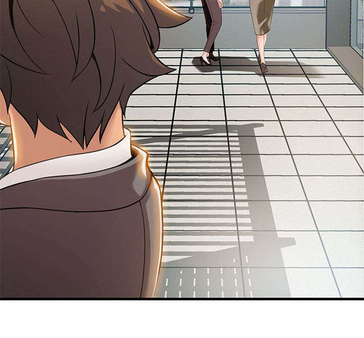 西洋事务所漫画下拉式观看完整版漫画,第16章：角落围观5图