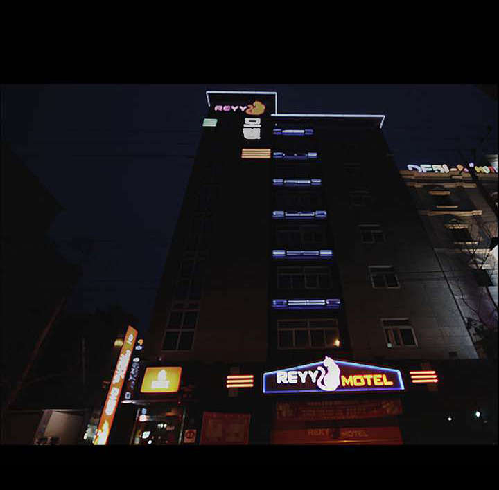 反差感漫画,第3章：快速适应3图