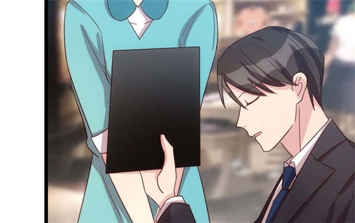 贺少的闪婚暖妻漫画,第37章：抱紧土豪的大腿吧5图