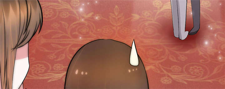 重生之慕甄▪瑾上花漫画,第2章：拍卖会2图